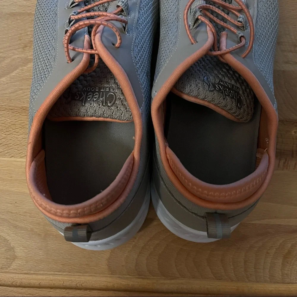 WOMEN’S SIZE 10 TONY LITTLE CHEEKS TAN PEACH KNIT SLIP-ON TRAINERS - Picture 5 of 9